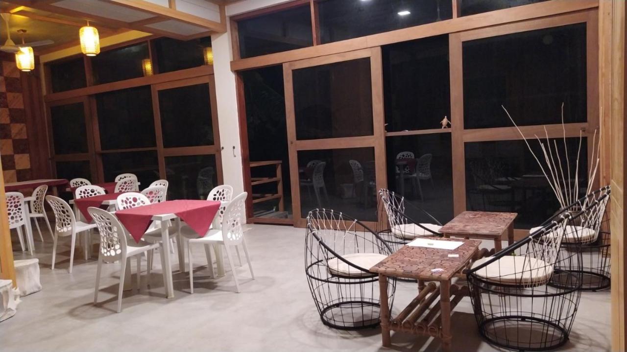 Finolhu Beach Guest House Đảo Đảo Felidhoo Ngoại thất bức ảnh